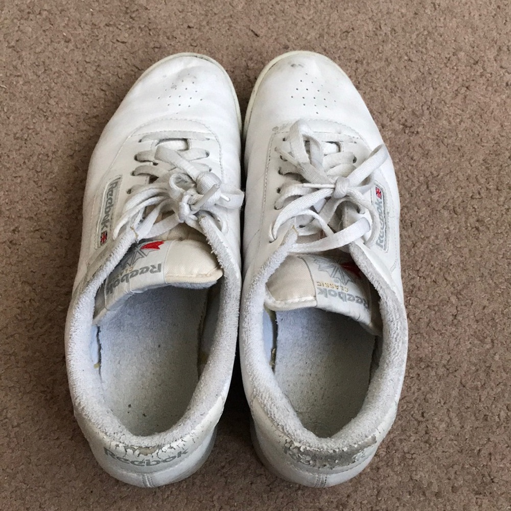 SOLDClassic comfy White Reebok’s sz 9 - Picture 7 of 8